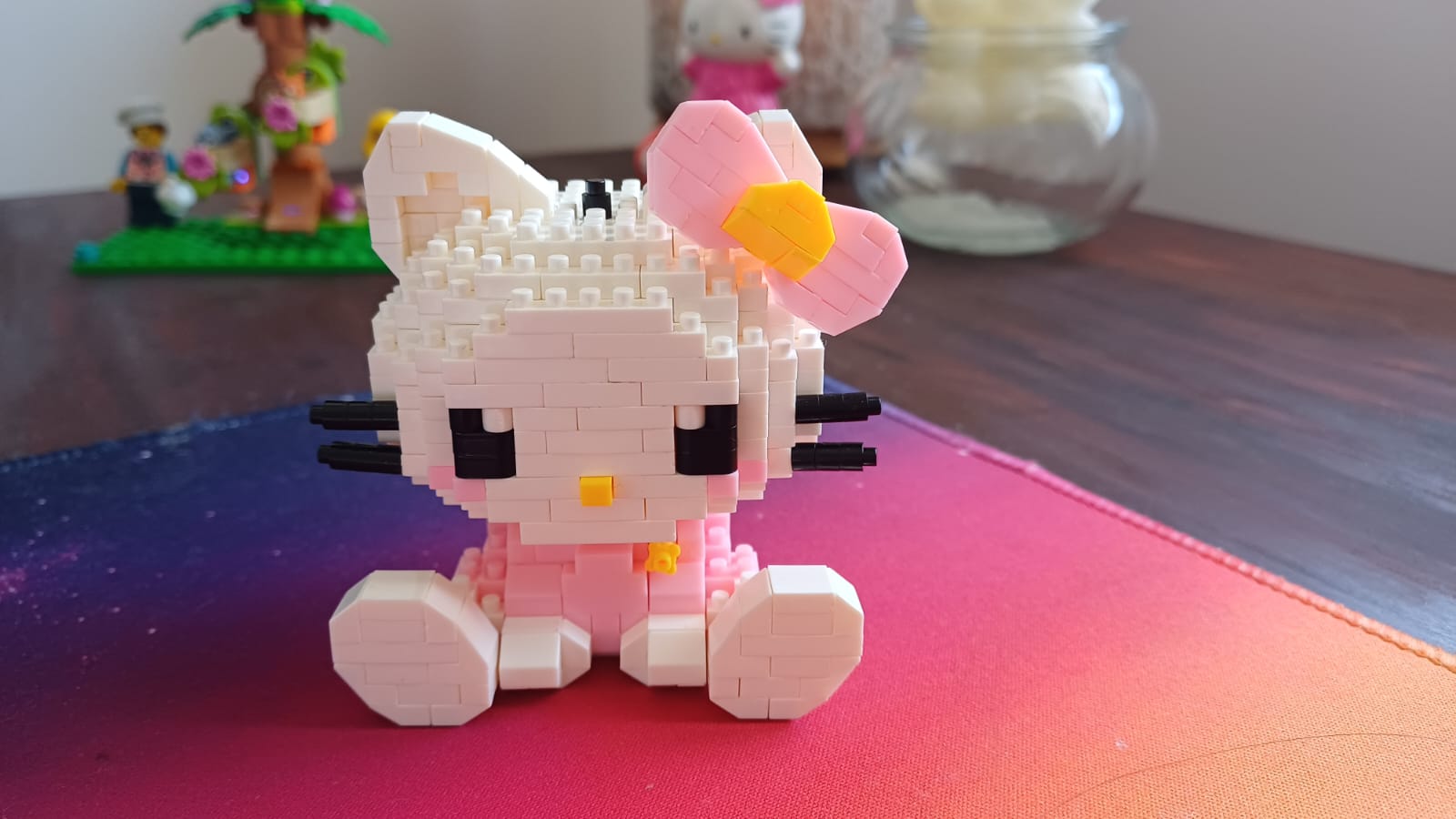 Hello Kitty Mini Bricks